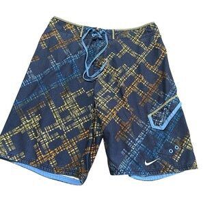 Nike Swim Board Shorts Trunks Bathing Suit Mens Size 34 tie front pocket